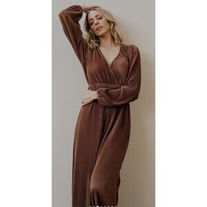 Baltic Born Pleated Venus Long Sleeve Maxi Brown Dress Small. New without Tags